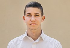 Създателят на Черна писта спечели вота Илиян Русев от Русе