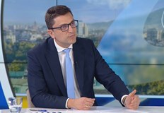 Депутатът от ПП ДБ атакува скока на заплатите във ВСС с