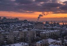 Един човек загина а най малко осем са ранени при масираната