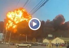 Най малко седем души загинаха и 11 бяха ранени при катастрофатаТоварен