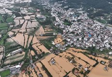 280 литра дъжд на квадрат се изсипаха за часове училището