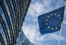 Средствата са задържани заради неизпълнена реформа в борбата с корупциятаЕвропейската