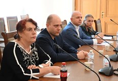 Според асоциацията на работодателите случва се точно обратното на обещанията