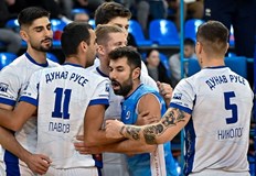 Русенските волейболисти се наложиха над Славия с 3 1 гейма в