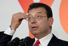 Двамата ще дадат показания по обвинения за подкуп и пране