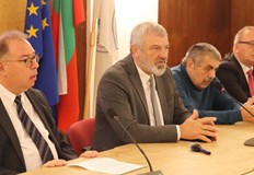 80 години след репресиите дружество Елиас Канети и Държавна агенция