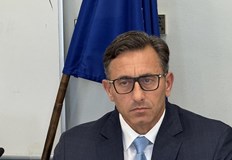 Шефът на НАП поема контрола над рафинерията по предложение на