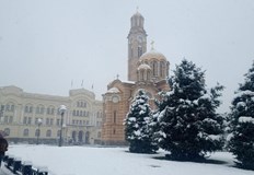 Множество катастрофи и затворени пътища заради лошото времеСилен снеговалеж обхвана