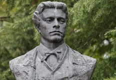 Карлово дари барелеф на Васил Левски на италианския град МонцаБарелеф