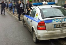 Двама възрастни пострадаха при инцидентаВъзрастен шофьор и съпругата му пострадаха