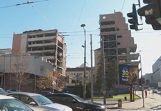 Студенти бранят бомбардирания Генерален щаб парламентът разреши проектаСтотици граждани водени