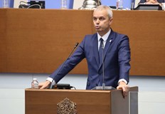 Партия Възраждане обявява война на средната скоростПартия Възраждане ще подготви