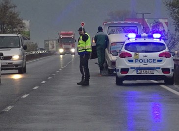 Камион избяга след катастрофа на пътя Русе – Бяла