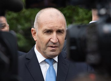 Румен Радев: Коалиция „Магнитски“ бърка в джоба на българите