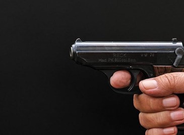 Русенец заплаши с пистолет двойка в квартал "Хъшове"