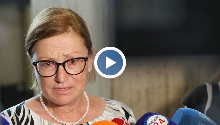 Температурата е 10 градуса, а условията са скандални, заяви адвокатът