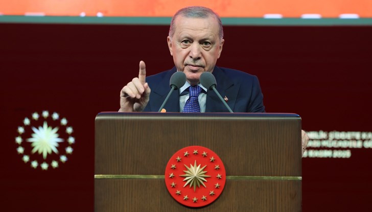 Турският лидер участва във видеосреща с представили на 35 държави за мира в Украйна Турският лидер участва във видеосреща с представили на 35 държави за мира в Украйна