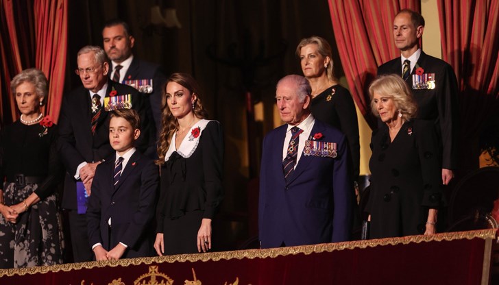 Вчера кралското семейство се присъедини към Фестивала на възпоменанието на Кралския британски легион