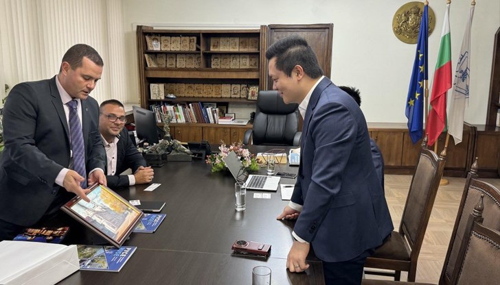 Изпълнителният директор на Huawei България посети Русе