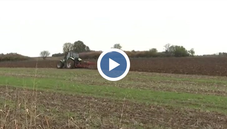 Фермерите настояват за дългосрочност заради инвестициите, а собствениците се страхуват от некоректни платци