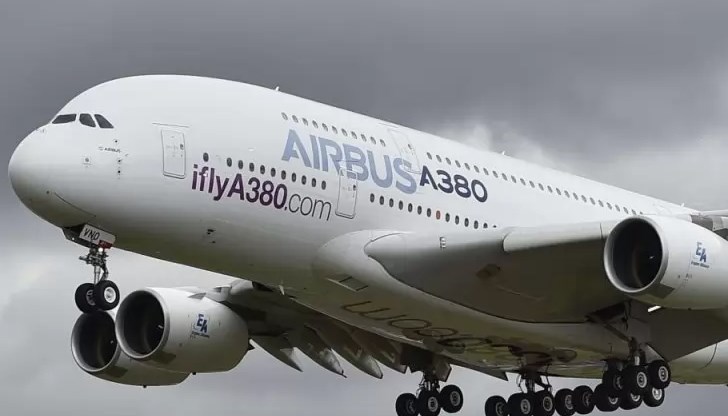 Папа Лъв XIV също засегнат от софтуерния срив, Wizz Air и Луфтханза отменят полети Папа Лъв XIV също засегнат от софтуерния срив, Wizz Air и Луфтханза отменят полети