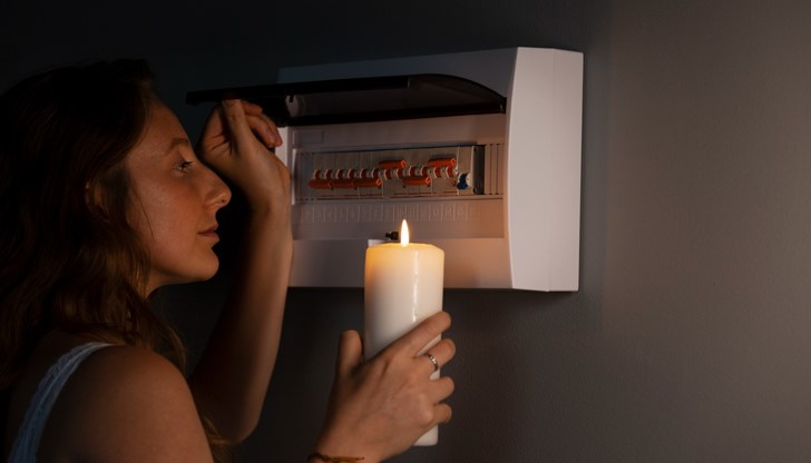 Екипи на "ЕРП Север" работят по отстраняване на повредата