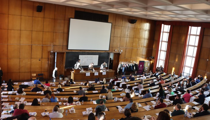 Изпитът се провежда в Софийския университет