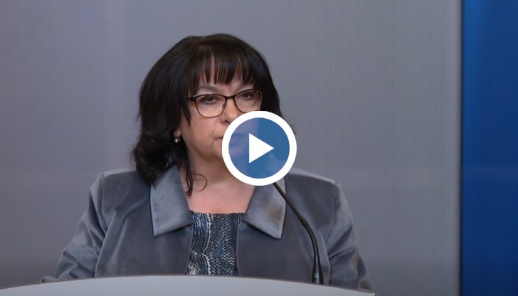 Финансовият министър увери, че НАП няма да произвежда софтуер и бизнесът няма да бъде натоварен с нови разходи