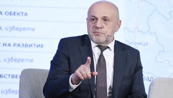 Той определи Румен Спецов като "най-логичния избор", който ще бъде финансов контрольор, а не технолог Той определи Румен Спецов като "най-логичния избор", който ще бъде финансов контрольор, а не технолог