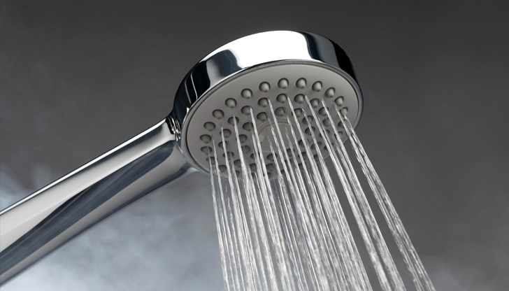 Високата температура разрушава защитната бариера и премахва естествените масла Високата температура разрушава защитната бариера и премахва естествените масла