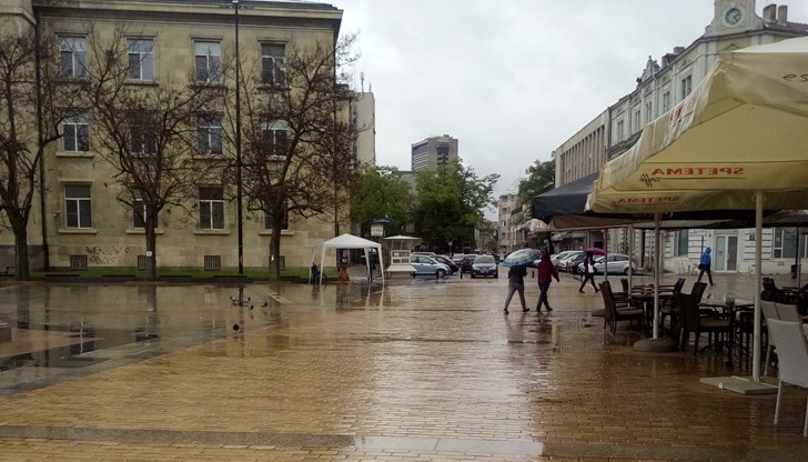 Валежи от дъжд ще обхванат Западна и Северна България Валежи от дъжд ще обхванат Западна и Северна България