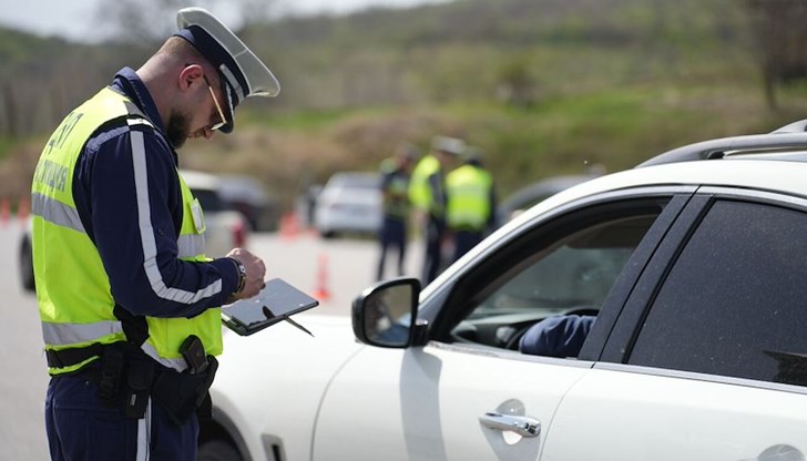 Екипите ще връчват фишове и ще събират глоби до неделя