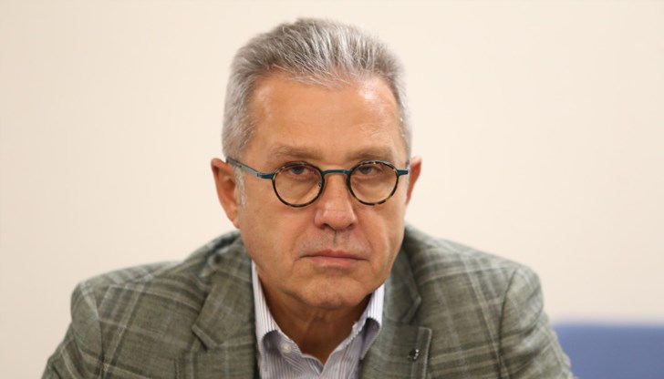 Депутатът от "ДПС – Ново начало" изчисли, че народните представители са били блокирани над 16 часа