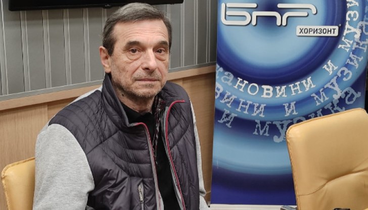 Синдикати, работодатели и правителство започват интензивни преговори в "тишина" Синдикати, работодатели и правителство започват интензивни преговори в "тишина"