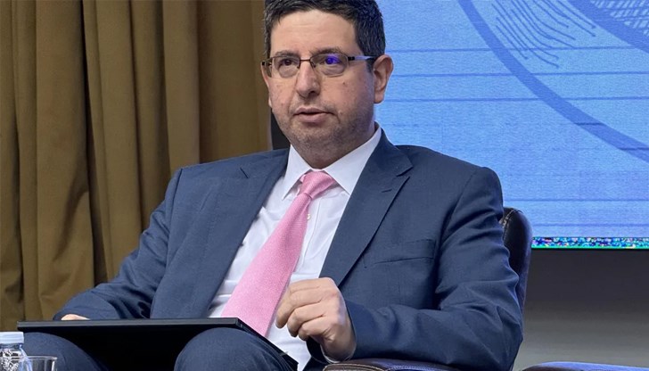 Подуправителят на БНБ предупреди, че по-високият кредитен рейтинг зависи от спазването на правилата Подуправителят на БНБ предупреди, че по-високият кредитен рейтинг зависи от спазването на правилата