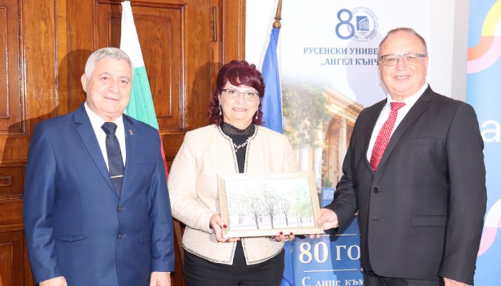 РУ „Ангел Кънчев“ отбеляза 80 години от създаването си