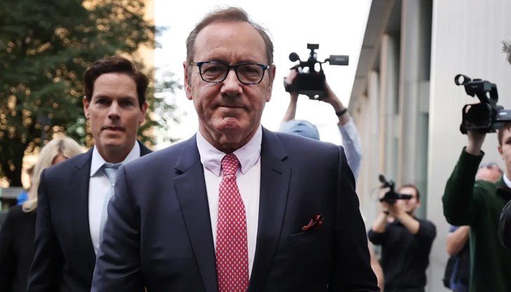 Актьорът публикува видео обръщение след медийни публикации, че живее на улицата Актьорът публикува видео обръщение след медийни публикации, че живее на улицата