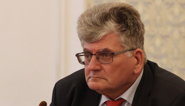 Експертът предупреди за сериозни законодателни дефицити