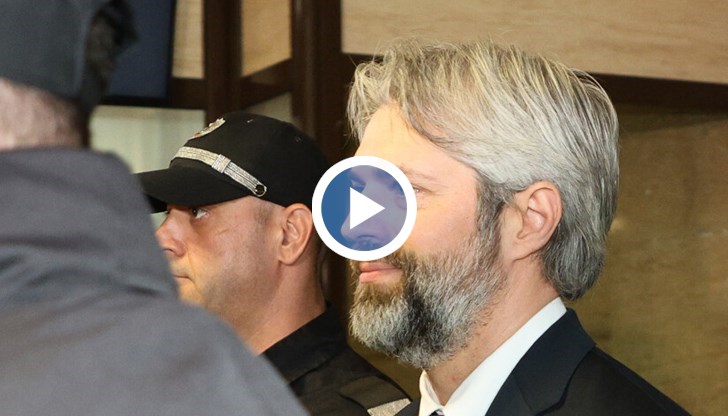 Градоначалникът излиза на свобода след пет месеца в ареста, за да се грижи за децата си