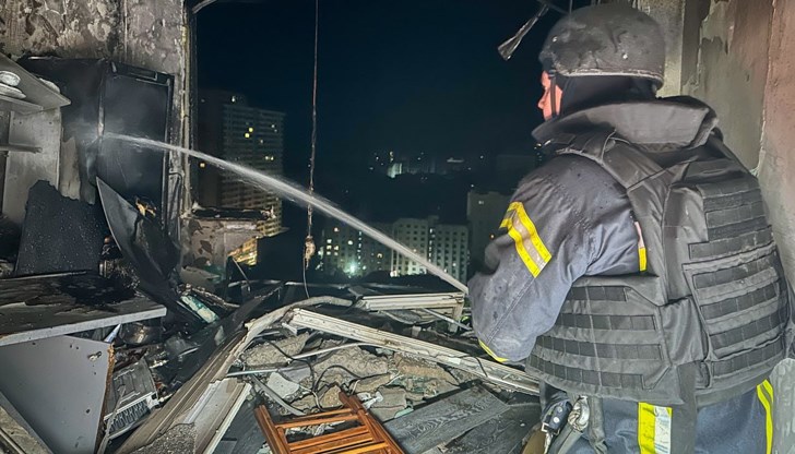 Отекнаха силни взривове в украинския град