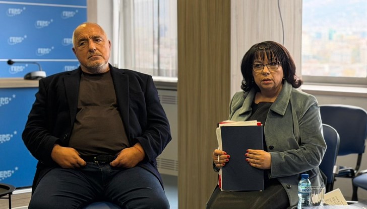 Разговорите продължават в Министерството на финансите с участието на други институции