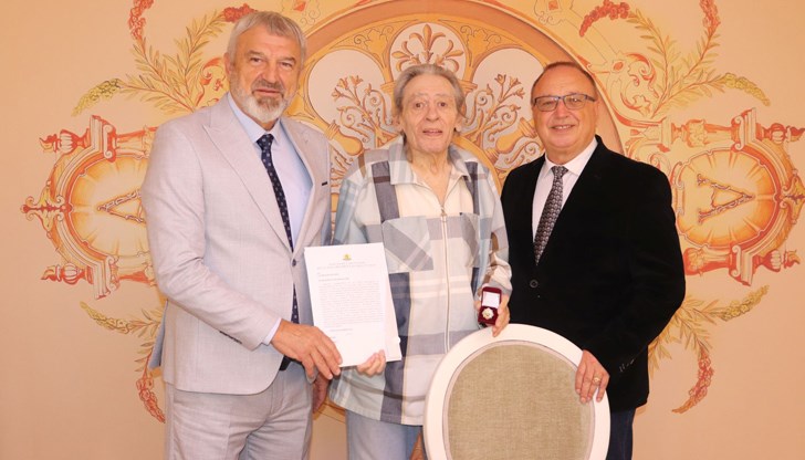 Музикантът сподели емоционални мисли за творческия си път и новата си книга