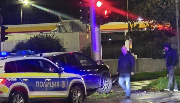 50-годишният мъж е задържан с над 2 промила алкохол след катастрофа на оживено кръстовище