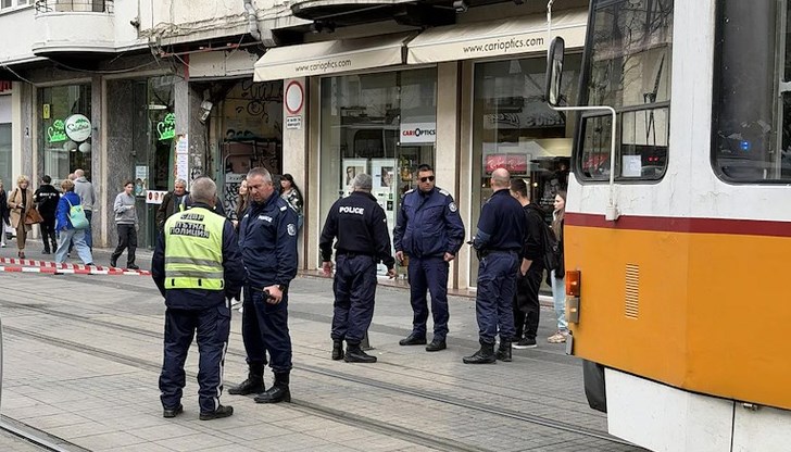 Полицията отцепи района на улица "Граф Игнатиев" за оглед