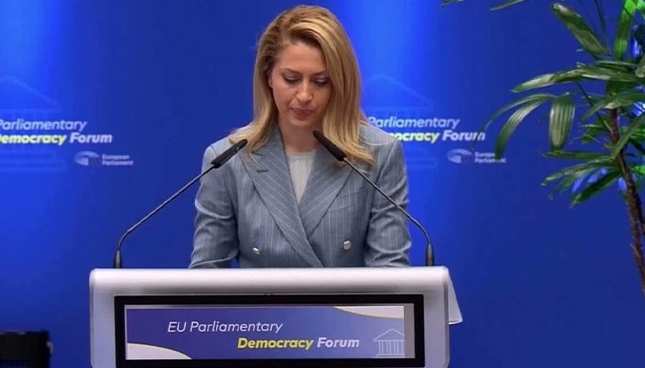 Журналистът определи драмата около акцента на председателя на парламента като пресилена Журналистът определи драмата около акцента на председателя на парламента като пресилена