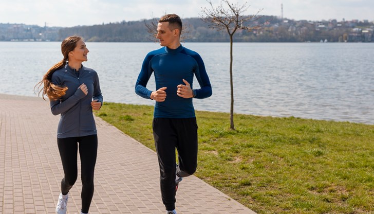 Седенето пред компютър води до мускулна атрофия и сърдечни проблеми, предупреждават специалисти