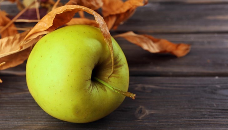 Фибрите и антиоксидантите в плода регулират лошия холестерол и подобряват паметта