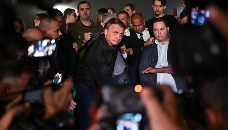 Бившият президент на Бразилия е заподозрян в подготовка за бягство дни преди да влезе в затвора за 27 години