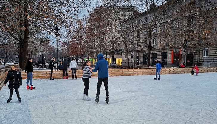Ето колко ще струва удоволствието и какъв е пълният график на сесиите за пързаляне