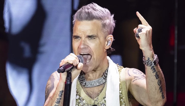 Певецът сподели, че вече не може да разпознава конкретни лица на своите концерти